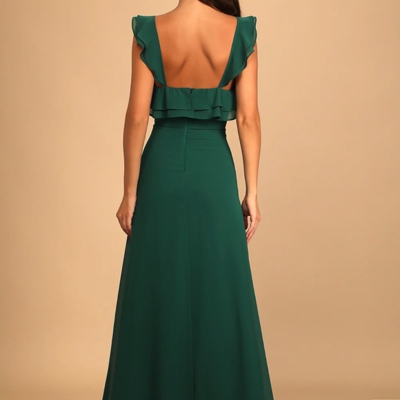 Brand new Lulus green gown - Picture 2 of 2